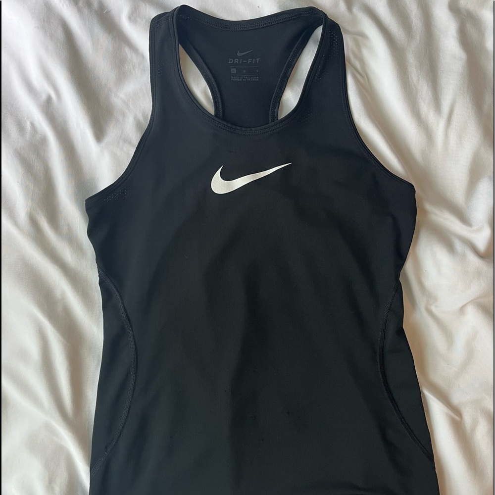 nike tank top